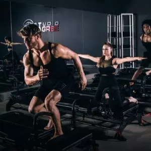 lagree vs pilates 02 300x300